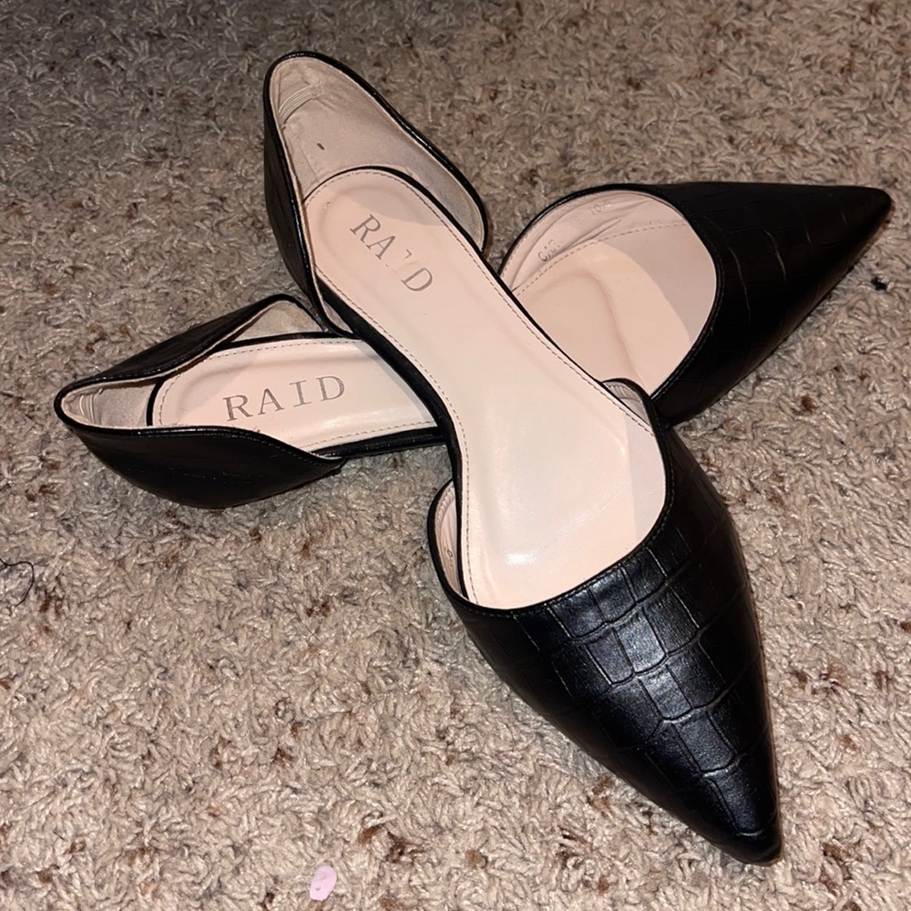 Raid Black Slippers